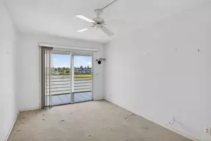 4059 Guildford D, Boca Raton, FL 33434 - Photo 32