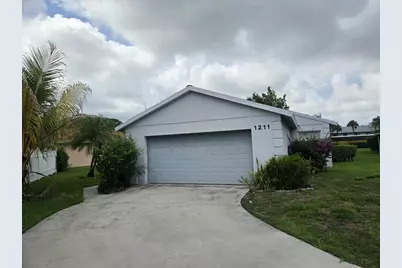 1211 Pine Sage Circle, West Palm Beach, FL 33409 - Photo 2