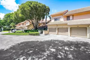 5520 Coach House Cir, Boca Raton, FL 33486 - Photo 2