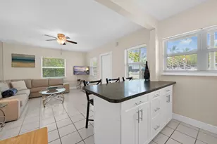 741 Bayshore Dr, Fort Lauderdale, FL 33304 - Photo 10