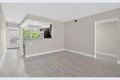 2202 Lucaya Bend #B1, Coconut Creek, FL 33066 - Photo 6