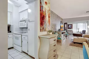 2131 NE 42nd Ct, Lighthouse Point, FL 33064 - Photo 6