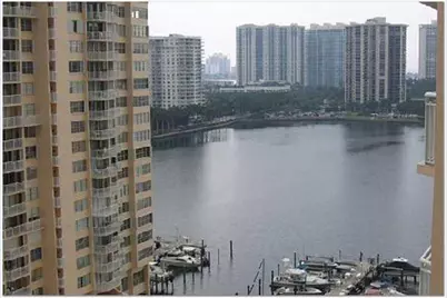 18031 Biscayne Boulevard #1004, Aventura, FL 33160 - Photo 8