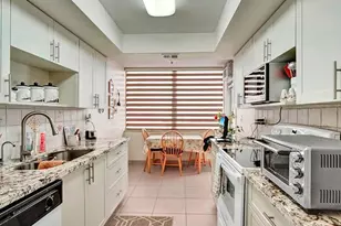 18031 Biscayne Blvd, Aventura, FL 33160 - Photo 2
