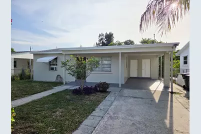 715 S C Street, Lake Worth, FL 33460 - Photo 2