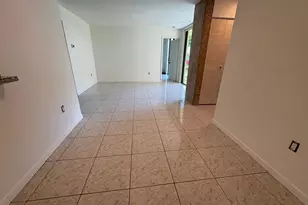 11800 SW 18th St, Miami, FL 33175 - Photo 16