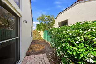 1852 Capeside Cir, Wellington, FL 33414 - Photo 26