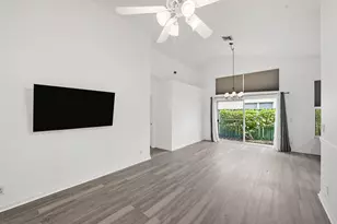 1852 Capeside Cir, Wellington, FL 33414 - Photo 8