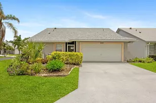 3897 Dafilee Cir, West Palm Beach, FL 33417 - Photo 2