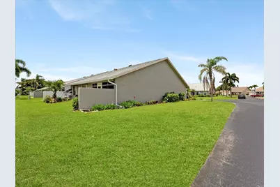 3897 Dafilee Circle, West Palm Beach, FL 33417 - Photo 4