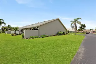 3897 Dafilee Cir, West Palm Beach, FL 33417 - Photo 4