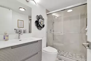 175 Fanshaw E, Boca Raton, FL 33434 - Photo 14