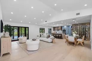 2413 NW 26th St, Boca Raton, FL 33431 - Photo 8