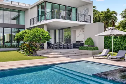 1529 Middle River Drive, Fort Lauderdale, FL 33304 - Photo 2