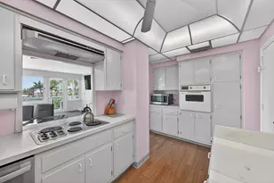 3233 NE 34th St, Fort Lauderdale, FL 33308 - Photo 10