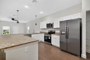 404 NW 12th Ave, Boynton Beach, FL 33435 - Photo 8