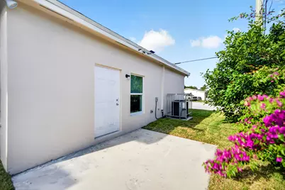 404 NW 12th Avenue #404, Boynton Beach, FL 33435 - Photo 4