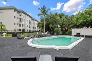 941 Crystal Lake Dr, Deerfield Beach, FL 33064 - Photo 22