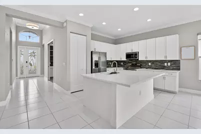 15251 Waterleaf Lane, Delray Beach, FL 33446 - Photo 10