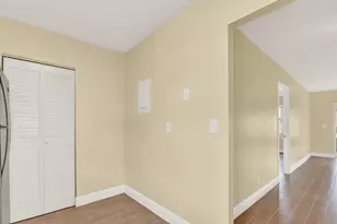 201 Lake Frances Dr, West Palm Beach, FL 33411 - Photo 20