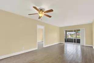201 Lake Frances Dr, West Palm Beach, FL 33411 - Photo 14