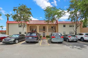 201 Lake Frances Dr, West Palm Beach, FL 33411 - Photo 2