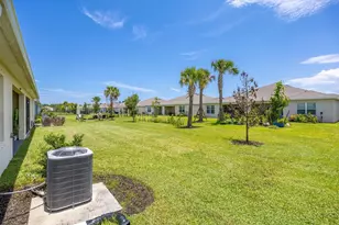 843 Persimmon Pl, Fort Pierce, FL 34981 - Photo 32