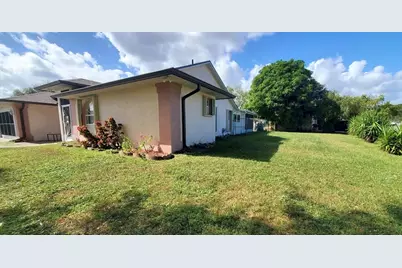 3004 SE Suntan Ct Court SE, Palm Bay, FL 32909 - Photo 10