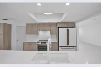 2030 N 54th Avenue, Hollywood, FL 33021 - Photo 6
