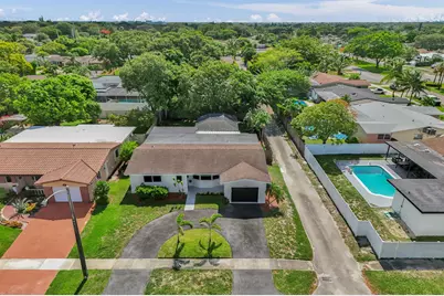 2030 N 54th Avenue, Hollywood, FL 33021 - Photo 52