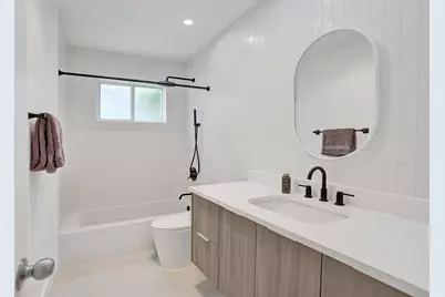 2030 N 54th Avenue, Hollywood, FL 33021 - Photo 8