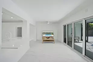 2030 N 54th Ave, Hollywood, FL 33021 - Photo 12