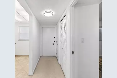 555 NW 4 Avenue #4230, Boca Raton, FL 33432 - Photo 2