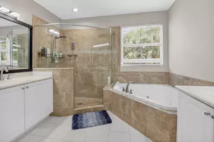 124 Las Brisas Cir, Hypoluxo, FL 33462 - Photo 32