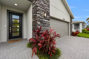 12758 SW Phoenix Dr, Port Saint Lucie, FL 34987 - Photo 2