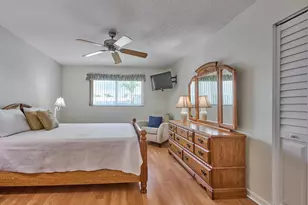 12 Colonial Club Dr, Boynton Beach, FL 33435 - Photo 28