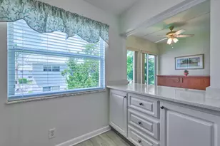 12 Colonial Club Dr, Boynton Beach, FL 33435 - Photo 16