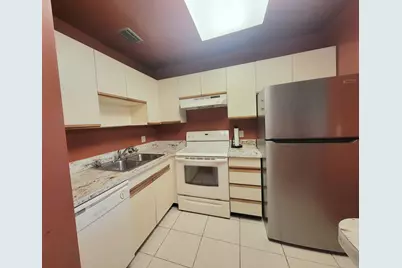 26 Lake Vista Trail #104, Port Saint Lucie, FL 34952 - Photo 6