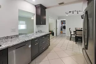 3721 NW 108th Dr, Coral Springs, FL 33065 - Photo 6