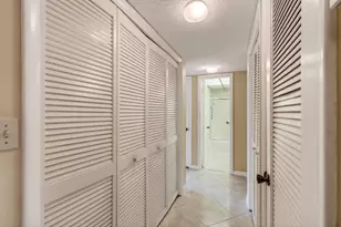 3951 NE 19th Rd, Pompano Beach, FL 33064 - Photo 34
