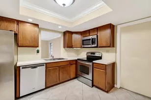 3951 NE 19th Rd, Pompano Beach, FL 33064 - Photo 30