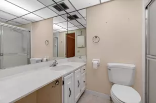 3951 NE 19th Rd, Pompano Beach, FL 33064 - Photo 52