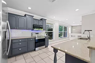 9200 SW 51st Pl, Cooper City, FL 33328 - Photo 6