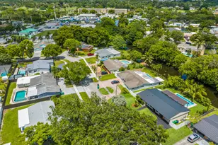 9200 SW 51st Pl, Cooper City, FL 33328 - Photo 58