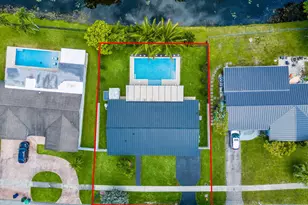 9200 SW 51st Pl, Cooper City, FL 33328 - Photo 2