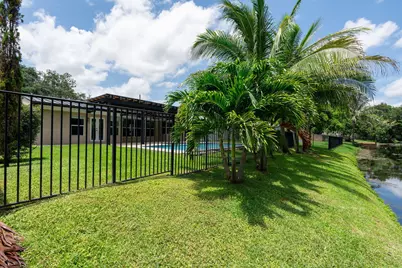 9200 SW 51st Place, Cooper City, FL 33328 - Photo 48