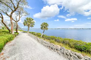 2570 NW Seagrass Dr, Palm City, FL 34990 - Photo 42