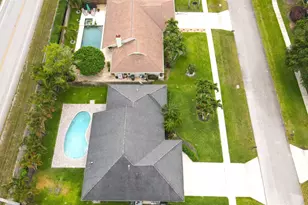 542 Indigo Ave, Wellington, FL 33414 - Photo 38