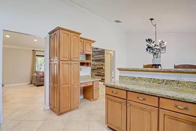 542 Indigo Avenue, Wellington, FL 33414 - Photo 12