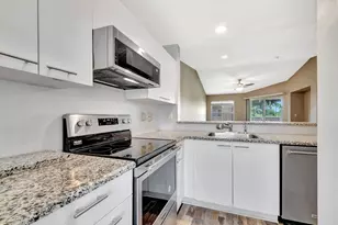 4847 Via Palm Lakes, West Palm Beach, FL 33417 - Photo 6